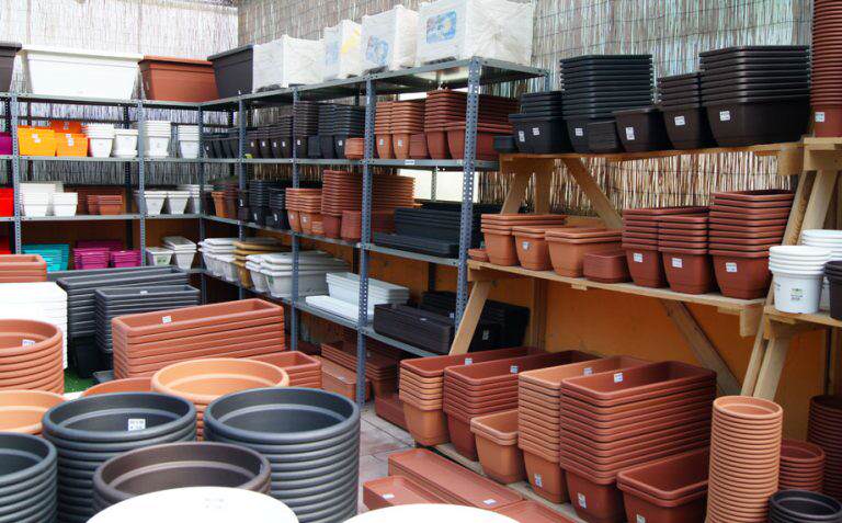 Macetas y jardineras de plástico – VIVERS ALBOGARDEN