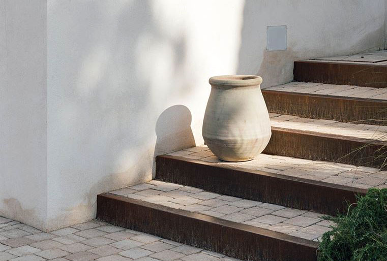 Tinaja Sussa de Herstera en Albogarden